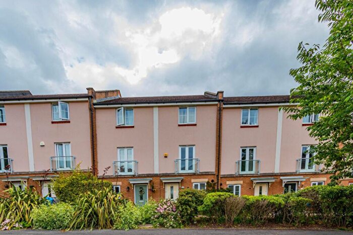 4 Bedroom Town House To Rent In Inkerman Close, Horfield, Bristol, BS7