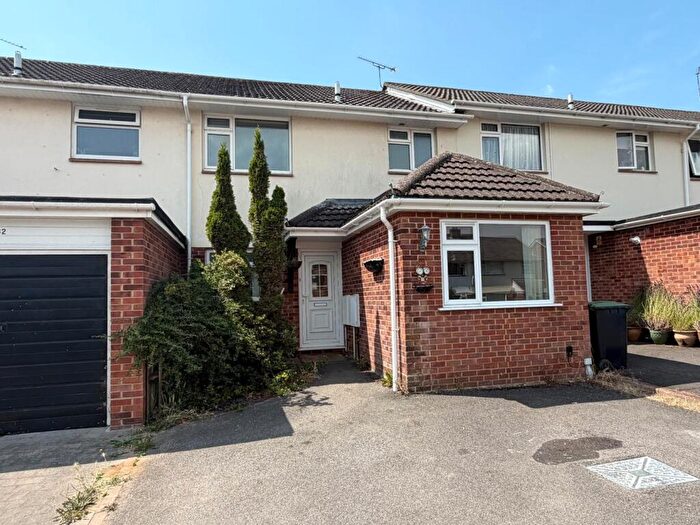 3 Bedroom Terraced House For Sale In Phelipps Road, Corfe Mullen, Wimborne, BH21