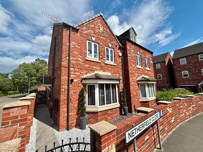 3 Bedroom Semi-Detached House For Sale In Netherfield Close, Meden Vale, NG20