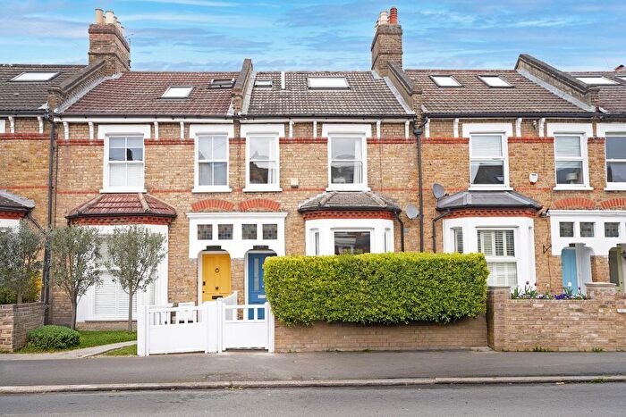 4 Bedroom Property For Sale In Tritton Road, Dulwich, London, SE21