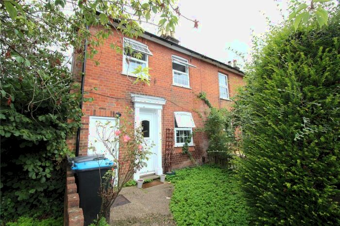 2 Bedroom End Of Terrace House To Rent In Holliday Street, Berkhamsted, Hertfordshire, HP4