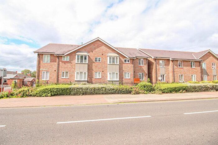 2 Bedroom Flat To Rent In Forster Court, Low Fell, Gateshead, NE9