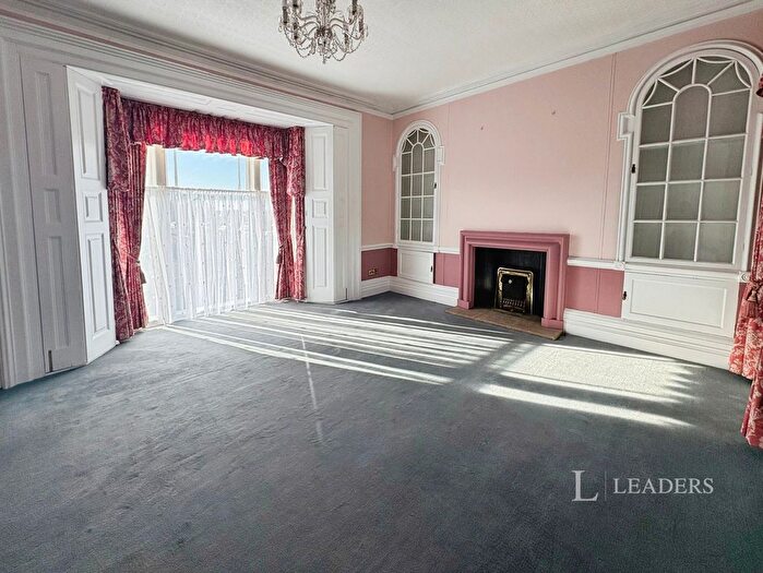 1 Bedroom Studio To Rent In South Square, PE21