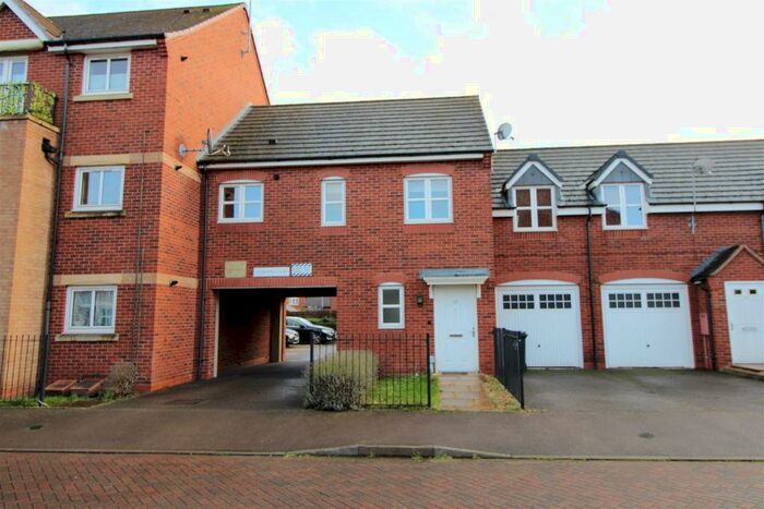 2 Bedroom Coach House To Rent In Brodie Close, Rugby, CV21