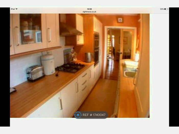 2 Bedroom Terraced House To Rent In Queens Road, Southampton, SO15