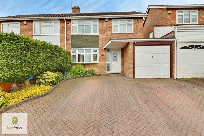 3 Bedroom Semi-detached House For Sale In Stamford Crescent, Burntwood, Staffordshire, WS7