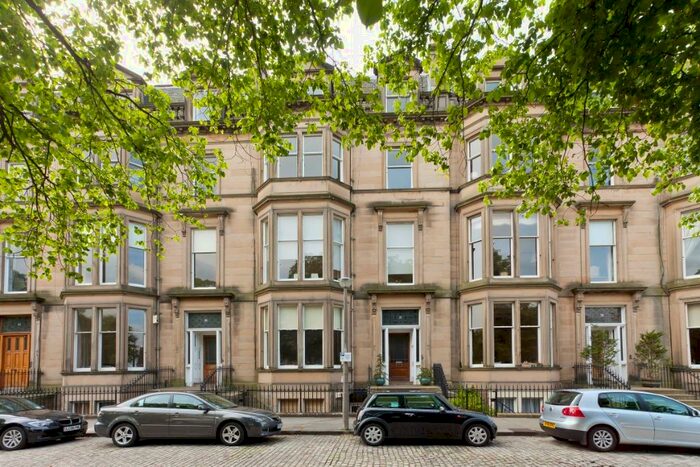 2 Bedroom Flat To Rent In Buckingham Terrace, Comely Bank, Edinburgh, EH4