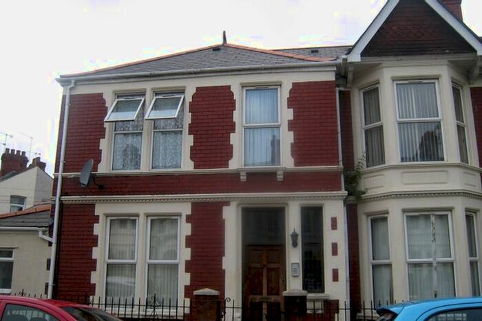 1 Bedroom Flat To Rent In Roath Court Place, Cardiff, CF24