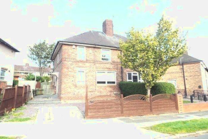 3 Bedroom Property To Rent In Fulmere Crescent, Sheffield, S5