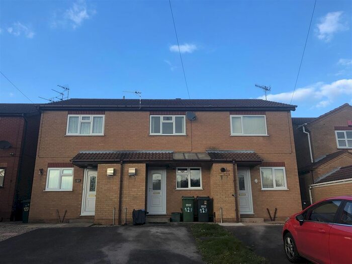 2 Bedroom Property To Rent In Muirfield Road, Arnold, Nottingham, NG5