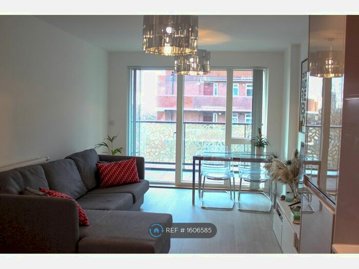 1 Bedroom Flat To Rent In London, London, SE14