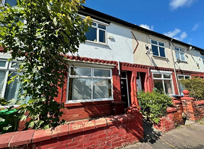 3 Bedroom Terraced House To Rent In Kingswood Road, Manchester, M14
