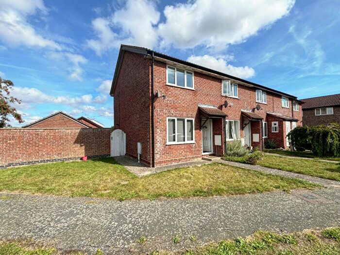 2 Bedroom End Of Terrace House To Rent In Gainsborough Drive, Halesworth, Suffolk, IP19