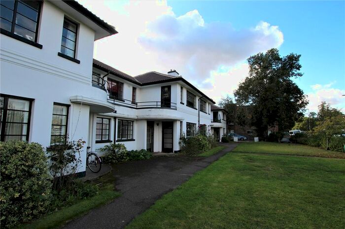 2 Bedroom Flat To Rent In Maitland House, Barton Road, Cambridge, CB3