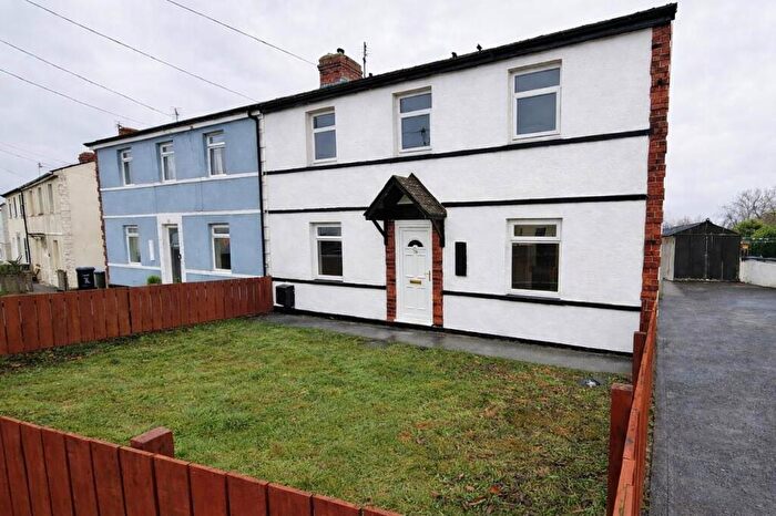 3 Bedroom Semi-Detached House To Rent In Dorlonco Villas, Meadowfield, Durham, Durham, DH7