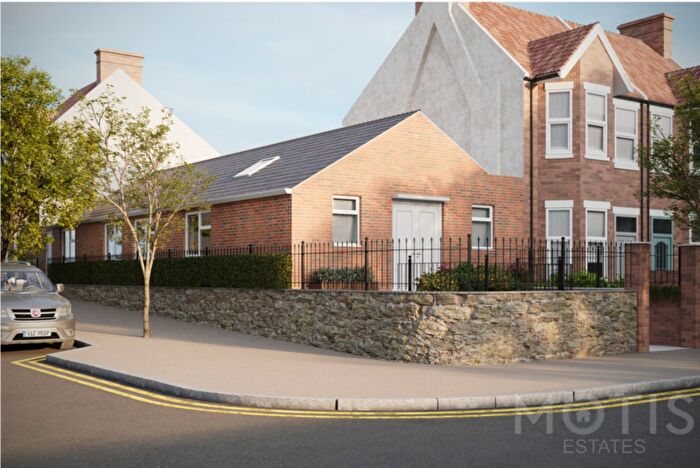 3 Bedroom Bungalow For Sale In Morehall Avenue, Cheriton, CT19
