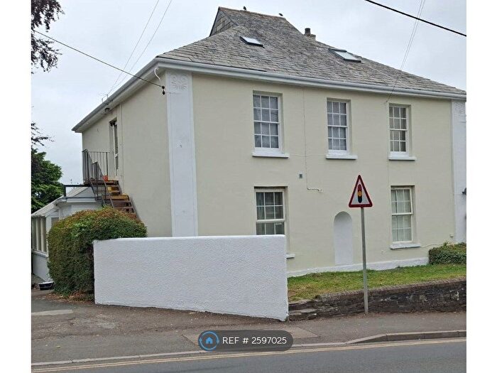 1 Bedroom Flat To Rent In Priory House, Launceston, PL15