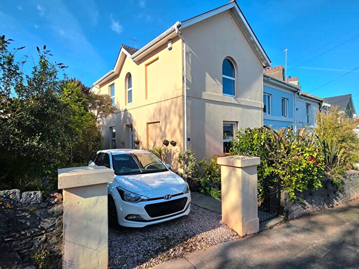 4 Bedroom End Terrace House For Sale In Cambridge Road, Torquay, TQ1