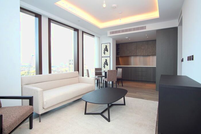 2 Bedroom Flat To Rent In Carnation Way, London, SW8