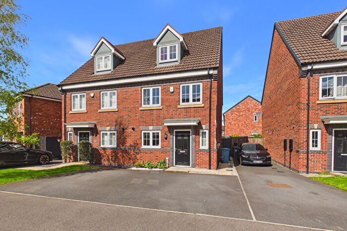 4 Bedroom Semi Detached House For Sale In Cottesmore Close, Great Sankey, WA5