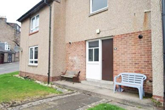 1 Bedroom Flat To Rent In Rankine Street, Law, Dundee, DD3