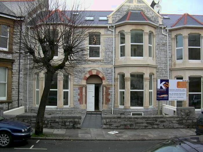 2 Bedroom Town House To Rent In Houndiscombe Road, Mutley, Plymouth, PL4