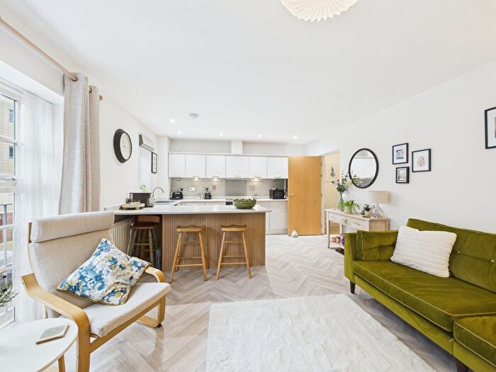 4 Bedroom Detached House For Sale In Portland Street, Worcester, Worcestershire, WR1