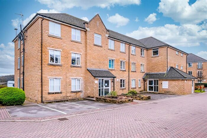 2 Bedroom Apartment To Rent In Moorlands Edge, Huddersfield, HD3