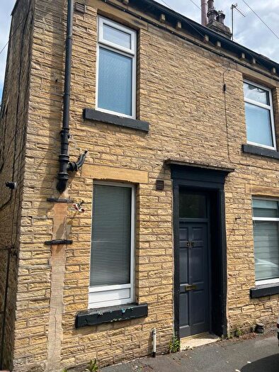 2 Bedroom Terraced House To Rent In Fairview Terrace, Halifax, HX3