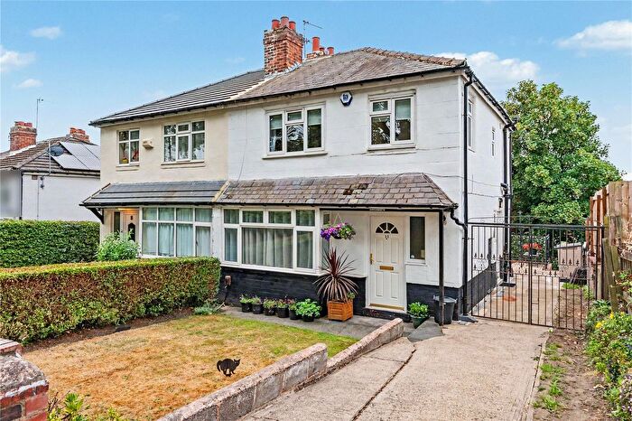 3 Bedroom Semi-Detached House For Sale In Mount Pleasant Avenue, Leeds, West Yorkshire, LS8