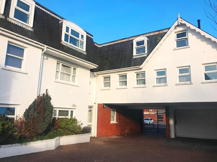1 Bedroom Apartment To Rent In Ashby Place, Southsea, PO5