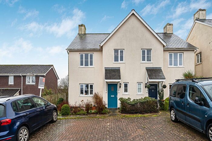 3 Bedroom Semi-Detached House For Sale In Caversham Close, Christow, EX6