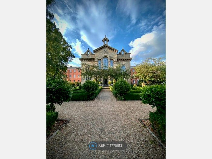 3 Bedroom Flat To Rent In Didsbury Gate, West Didsbury, M20