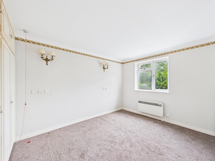 1 Bedroom Apartment To Rent In Trinity Court, Marlow, Buckinghamshire, SL7
