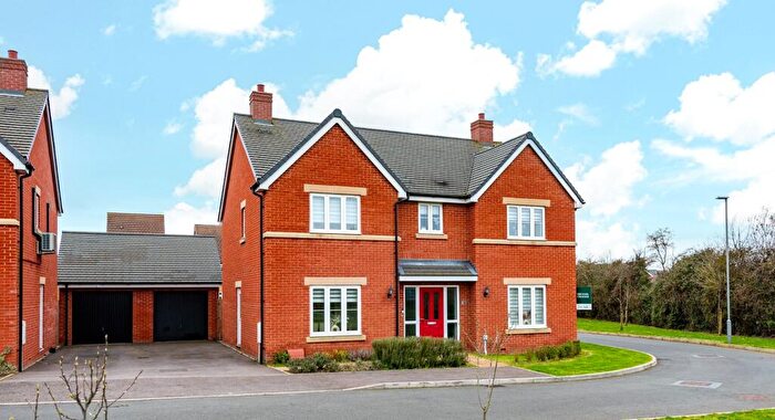 5 Bedroom Detached House For Sale In Ramsey Crescent, Newton Leys, Bletchley, Milton Keynes, MK3