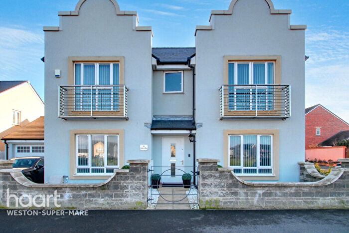 4 Bedroom Detached House To Rent In Glider Avenue, Weston-Super-Mare, BS24