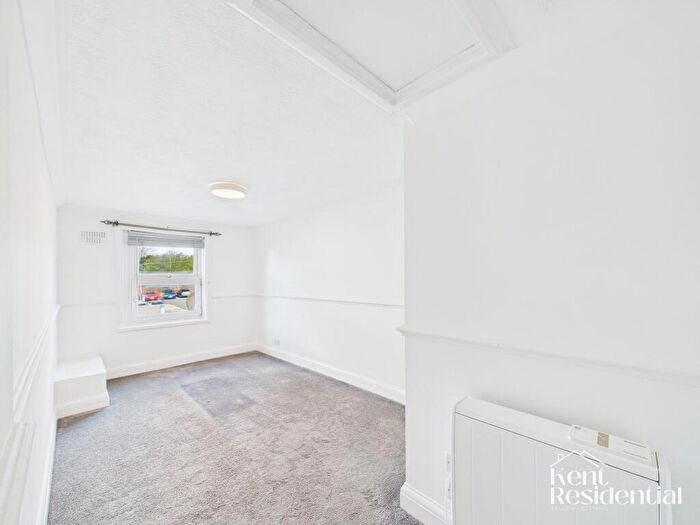 2 Bedroom Apartment To Rent In Union Street, Maidstone, ME14