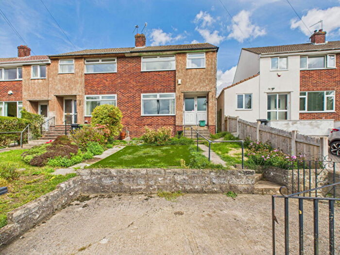 3 Bedroom End Of Terrace House For Sale In Pentire Avenue, Headley Park, Bristol, BS13