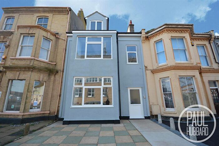 1 Bedroom Flat To Rent In Surrey Street, Lowestoft, Suffolk, NR32