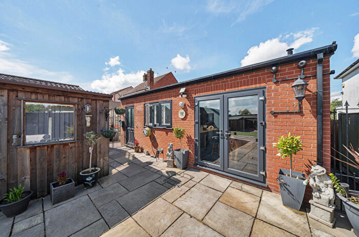 2 Bedroom Bungalow For Sale In Wild Hill, Sutton-in-Ashfield, Nottinghamshire, NG17