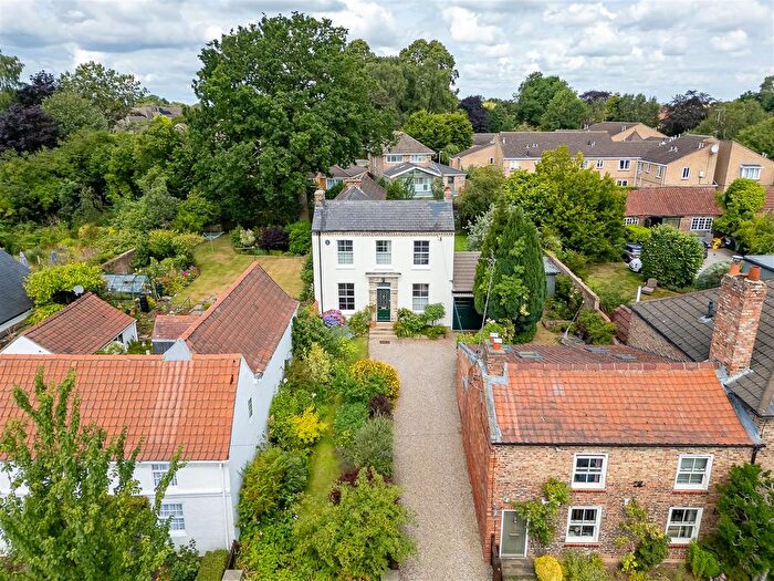 4 Bedroom Detached House For Sale In York Street, Dunnington, York, YO19