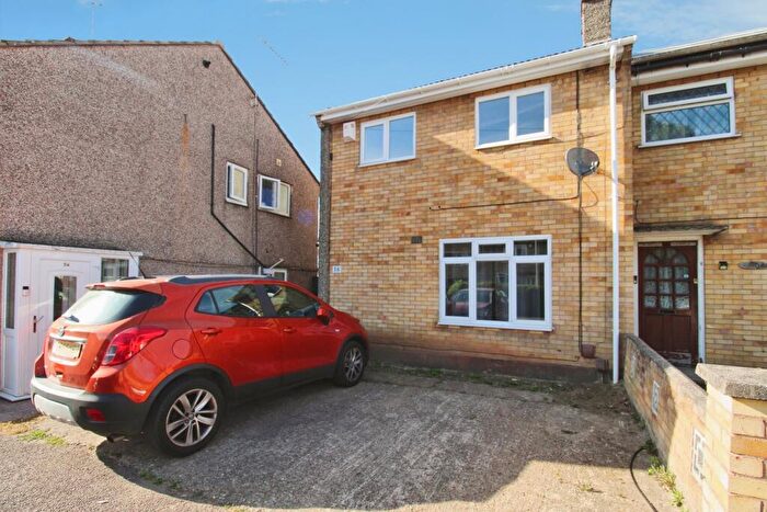 3 Bedroom House To Rent In Scotswood, LE2