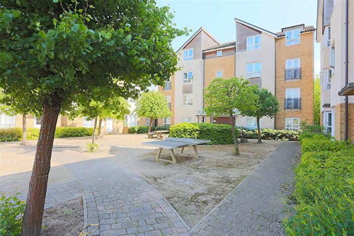 2 Bedroom Flat For Sale In Norton Farm Road, Henbury, Bristol, BS10