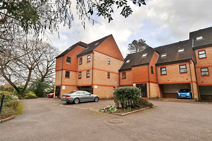 2 Bedroom Flat For Sale In Carmel Close, Mount Hermon Road, Woking, Surrey, GU22