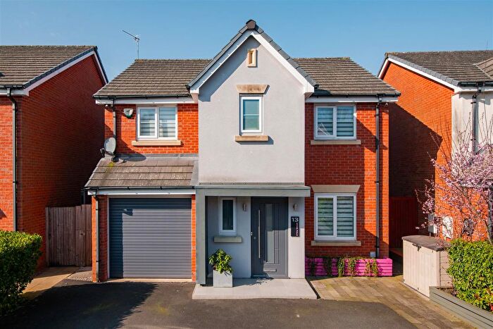 4 Bedroom Detached House For Sale In Brookfield Lane, Clayton-Le-Woods, Chorley, PR6