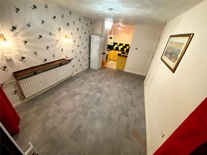 1 Bedroom Property To Rent In Knowle Lodge, Croydon Road, Caterham, Surrey, CR3