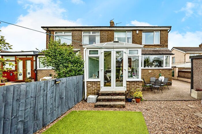 3 Bedroom Semi-Detached House For Sale In Illingworth Close, Halifax, Calderdale, West Yorkshire, HX2