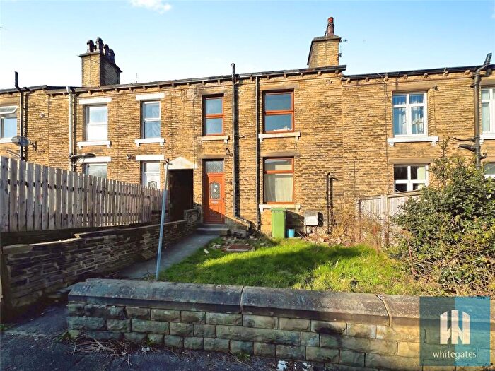 2 Bedroom Terraced House For Sale In Blackhouse Road, Fartown, Huddersfield, HD2