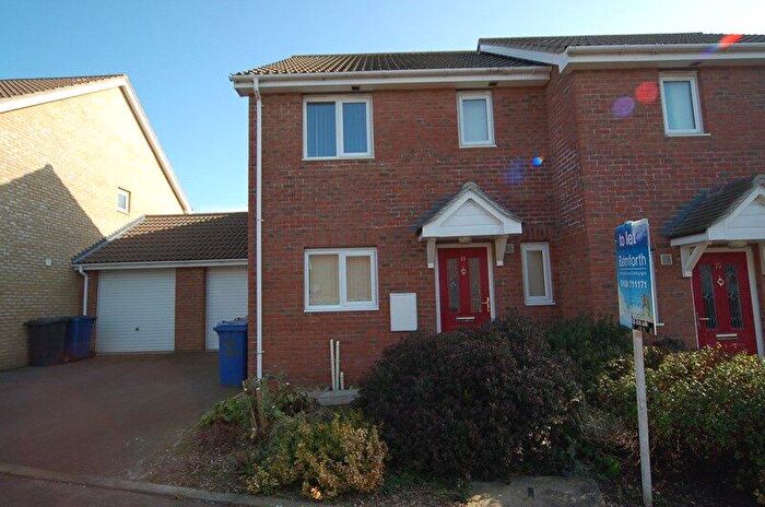 3 Bedroom Semi-Detached House To Rent In School Close, Lakenheath, Brandon, Suffolk, IP27