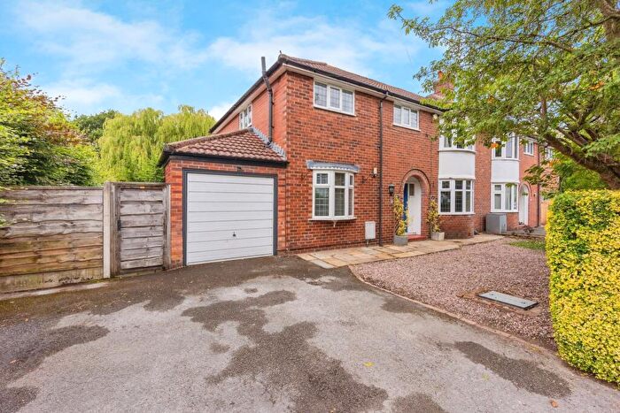 4 Bedroom Semi-Detached House For Sale In Deanway, Wilmslow, SK9